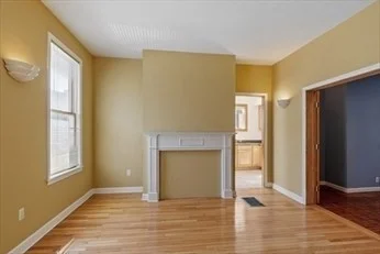 1 bed, 1 bath apartment for rent at 195 Dorchester St Unit 1, South Boston — photo 4 of 11