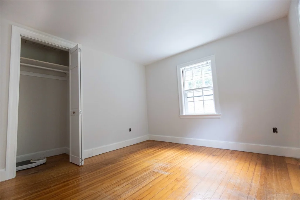 4 bed, 1 bath apartment for rent at 195 Dover Rd, Westwood — photo 23 of 38