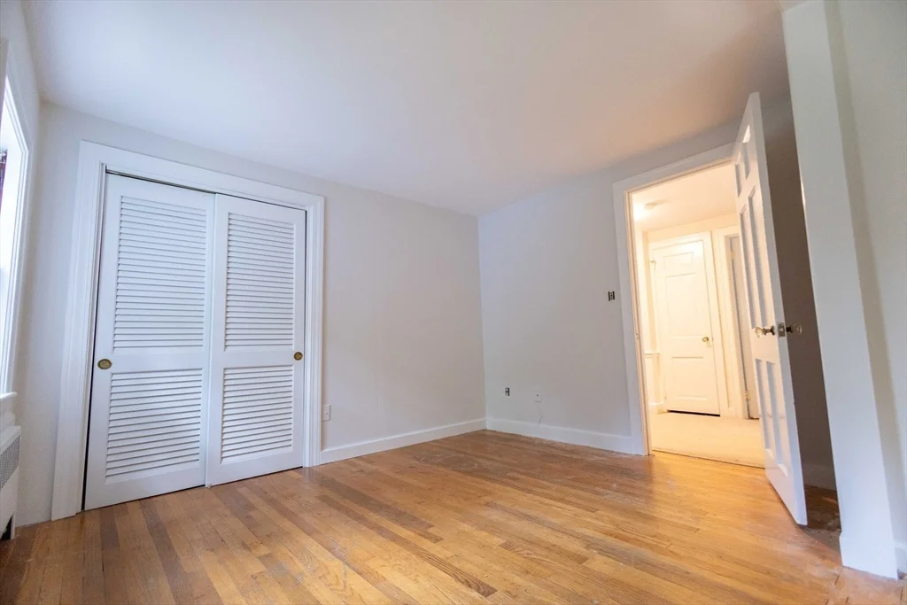 4 bed, 1 bath apartment for rent at 195 Dover Rd, Westwood — photo 32 of 38