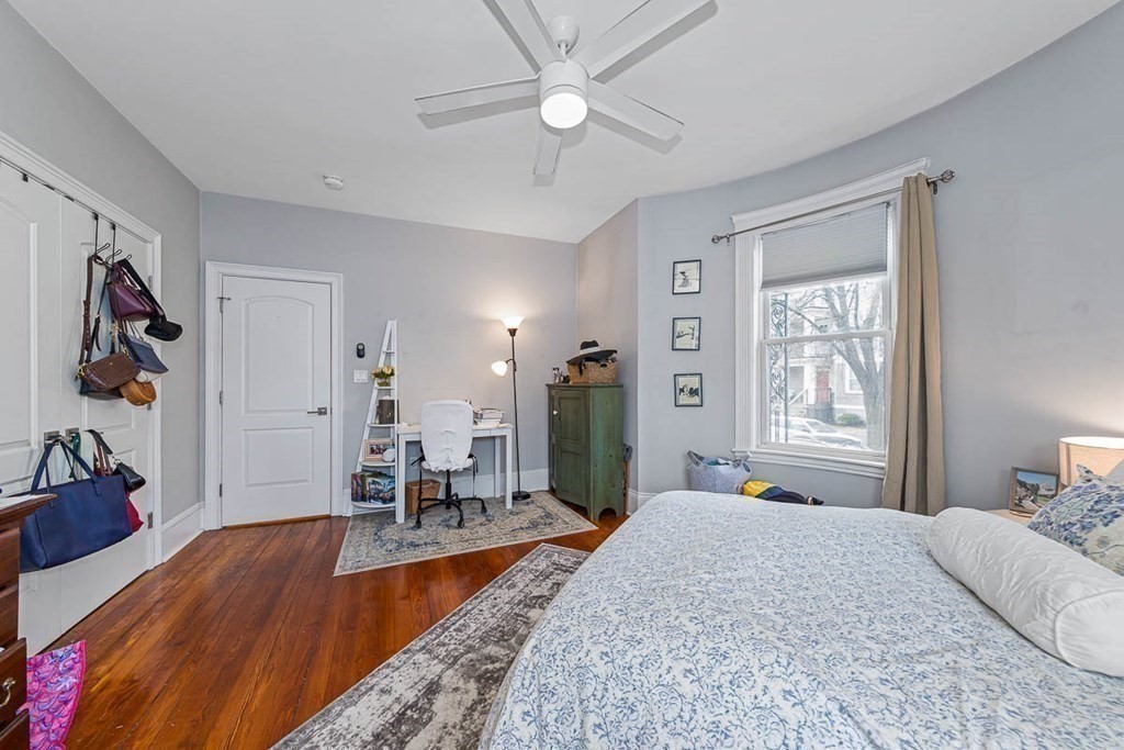 4 bed, 1.5 bath apartment for rent at 195 East Cottage St Unit 2, Dorchester — photo 8 of 25