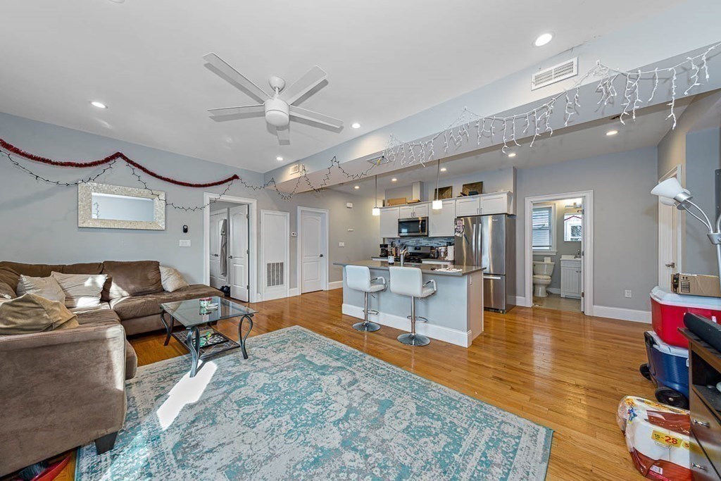 4 bed, 1.5 bath apartment for rent at 195 East Cottage St Unit 2, Dorchester — photo 21 of 25
