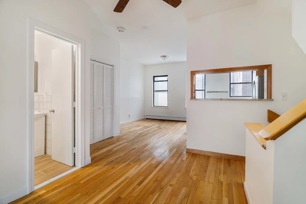 3 bed, 2 bath apartment for rent at 195 Endicott St Unit 3, North End — photo 8 of 25