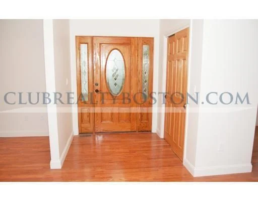 4 bed, 2 bath apartment for rent at 195 Forest Unit 195, Arlington — photo 8 of 21