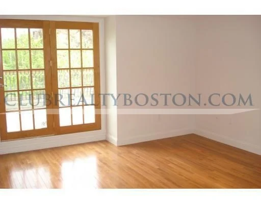 4 bed, 2 bath apartment for rent at 195 Forest Unit 195, Arlington — photo 11 of 21