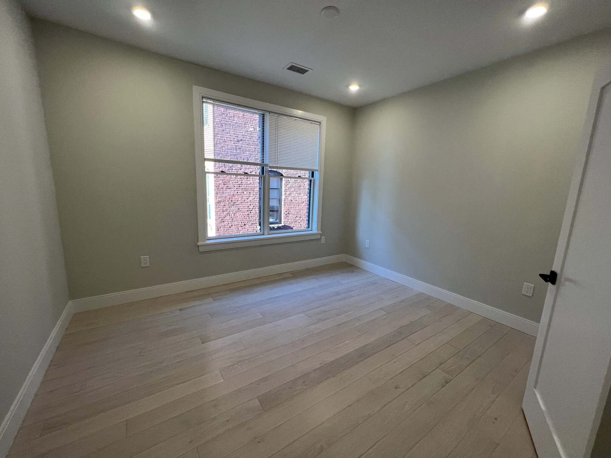 Studio bed, 1 bath apartment for rent at 195 Green St Unit 202A, Jamaica Plain — photo 11 of 15