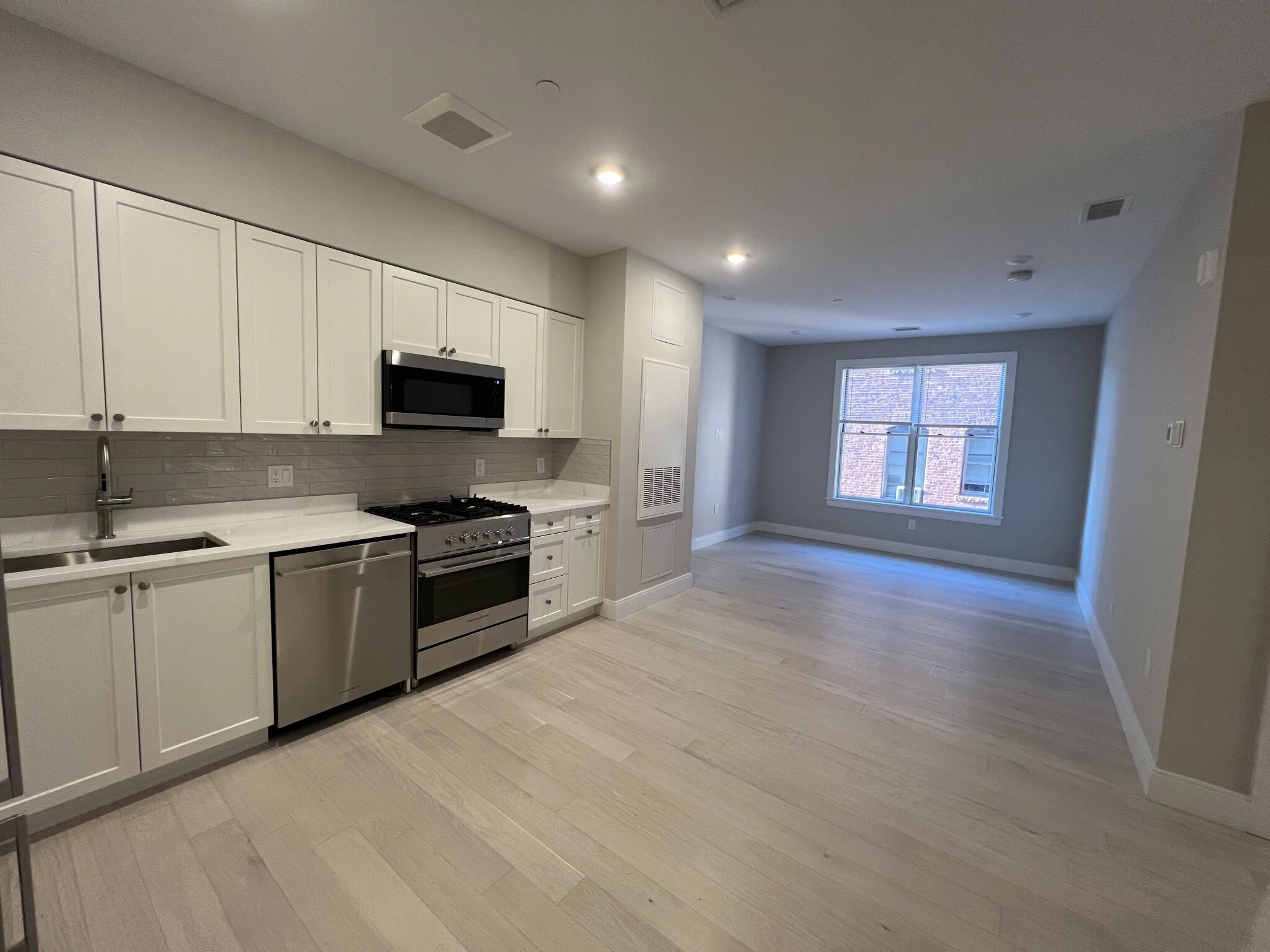 Studio bed, 1 bath apartment for rent at 195 Green St Unit 202A, Jamaica Plain — photo 2 of 15