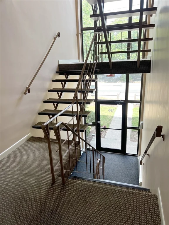 1 bed, 1 bath apartment for rent at 195 Independence Ave Unit 135, Quincy — photo 2 of 14