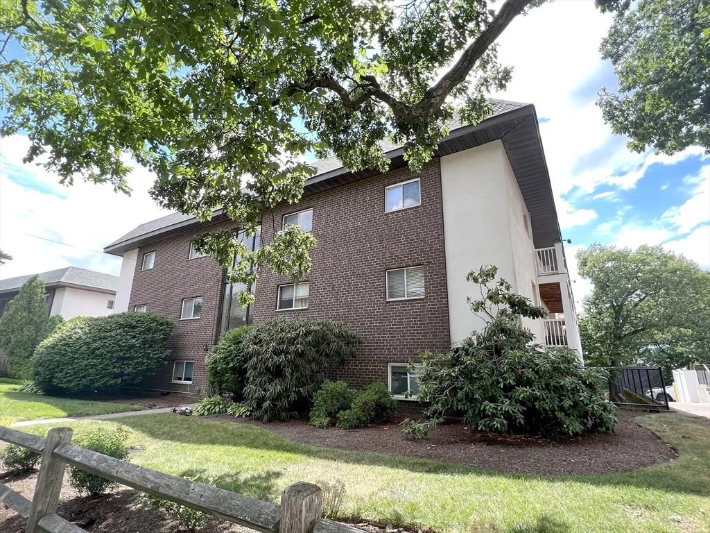 1 bed, 1 bath apartment for rent at 195 Independence Ave Unit 135, Quincy