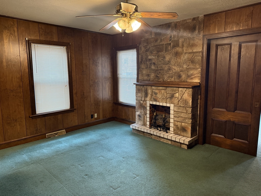 3 bed, 1 bath apartment for rent at 195 Millbury St Unit 1, Worcester — photo 12 of 15