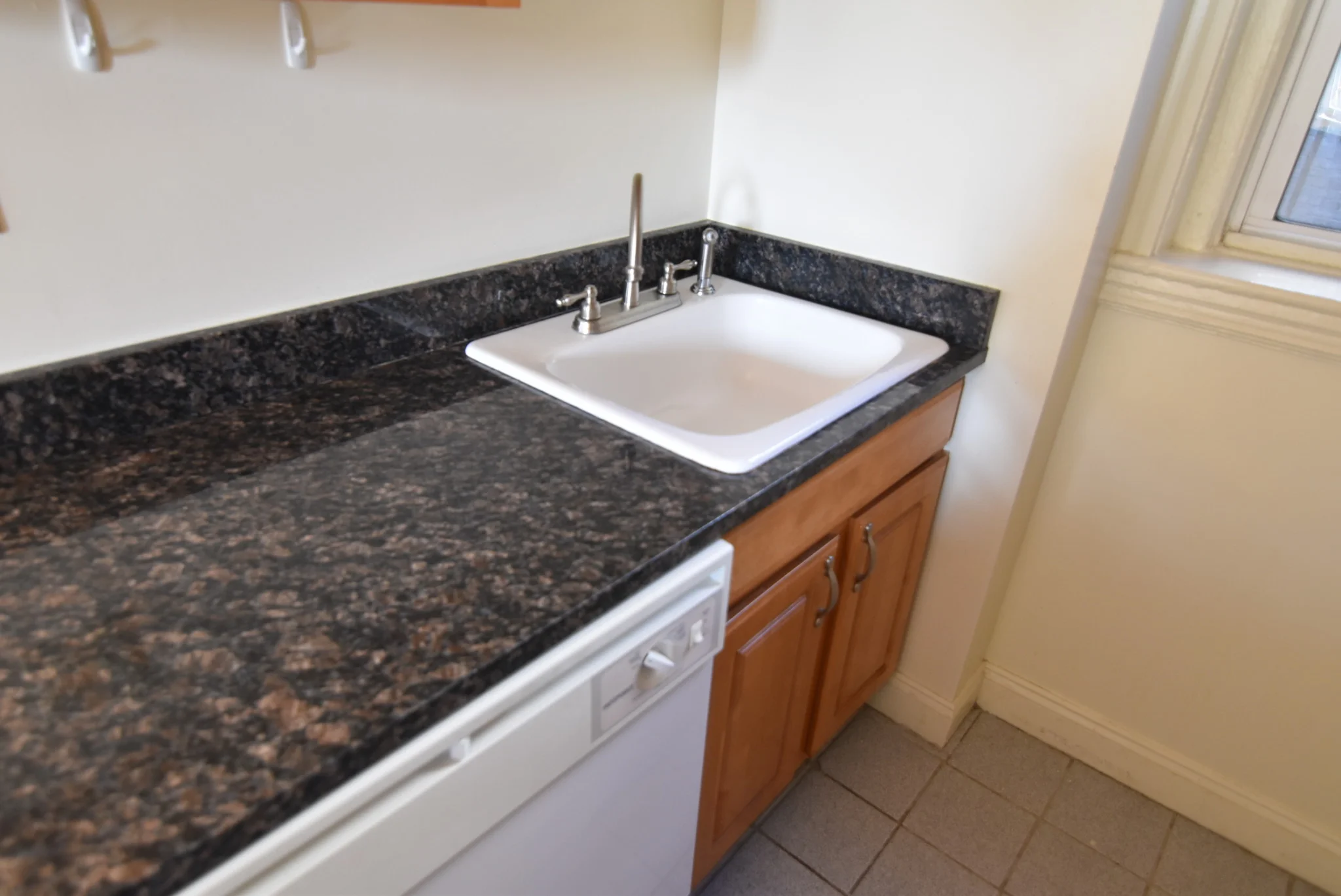 1 bed, 1 bath apartment for rent at 195 Park Dr Unit 21, Fenway — photo 4 of 12