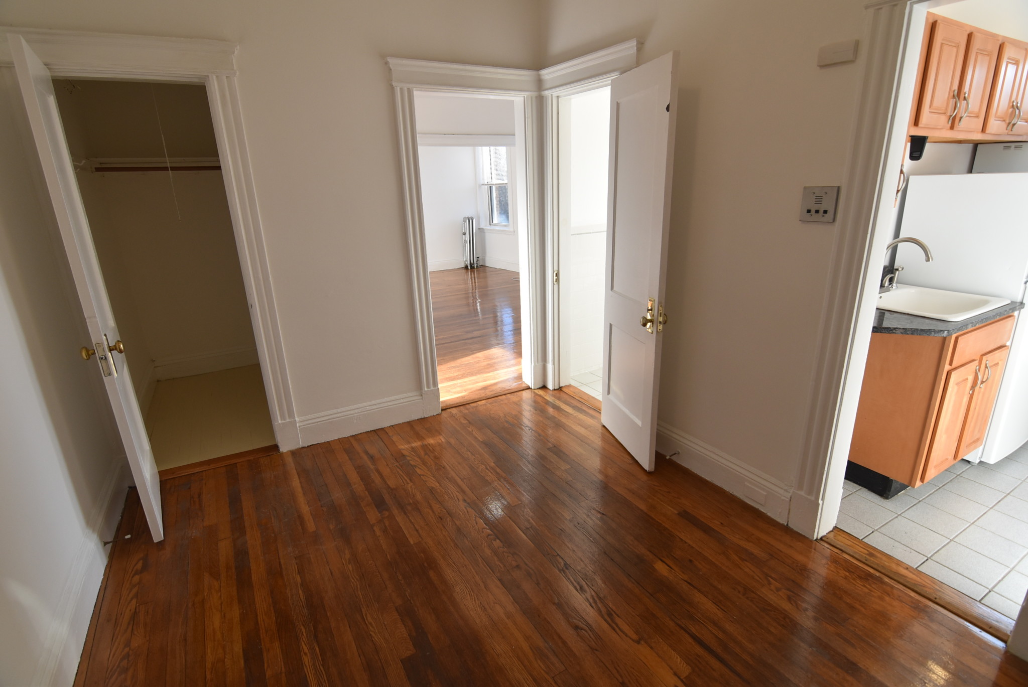 Studio bed, 1 bath apartment for rent at 195 Park Dr Unit 32, Fenway — photo 8 of 13