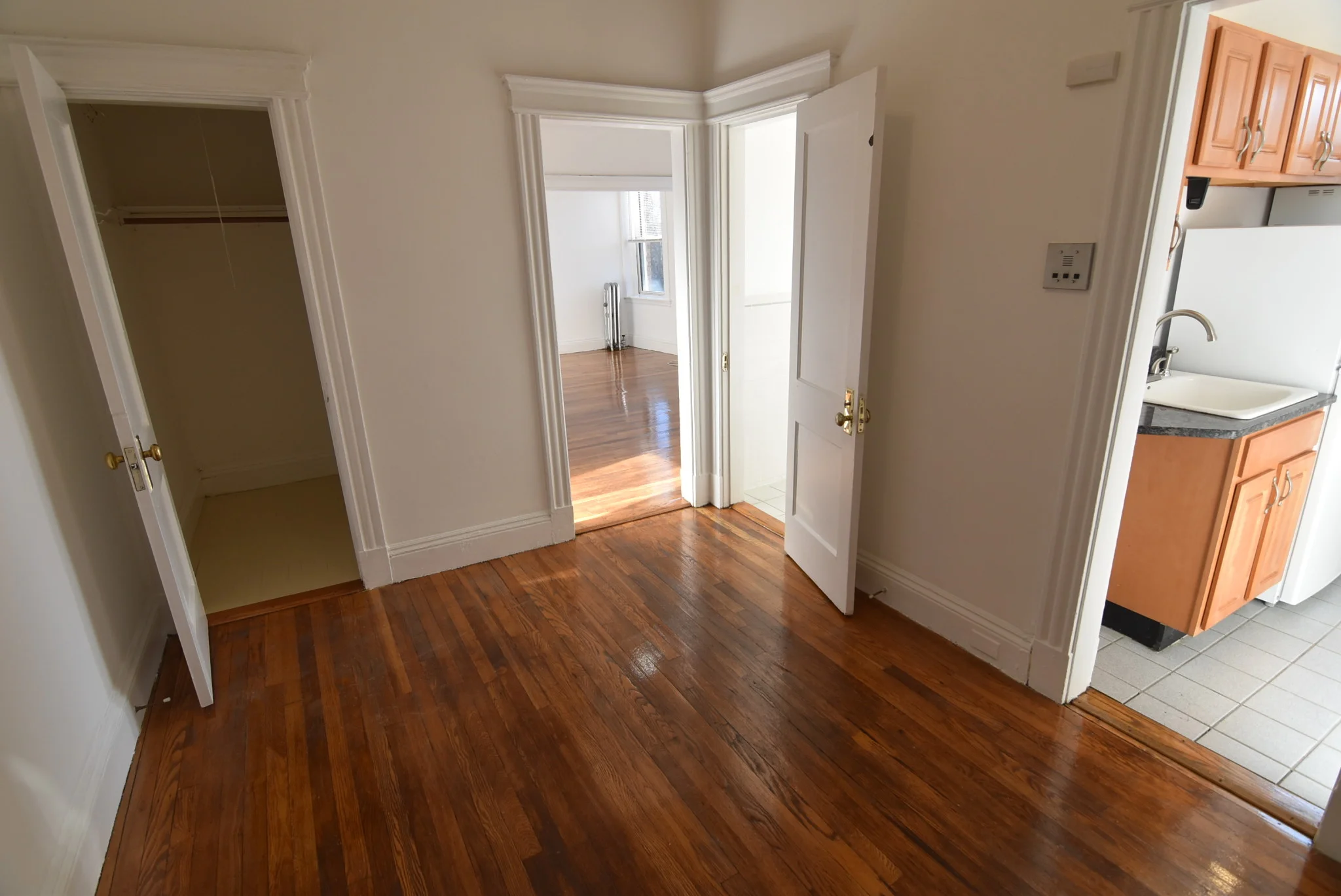 Studio bed, 1 bath apartment for rent at 195 Park Dr Unit 42, Fenway — photo 8 of 13