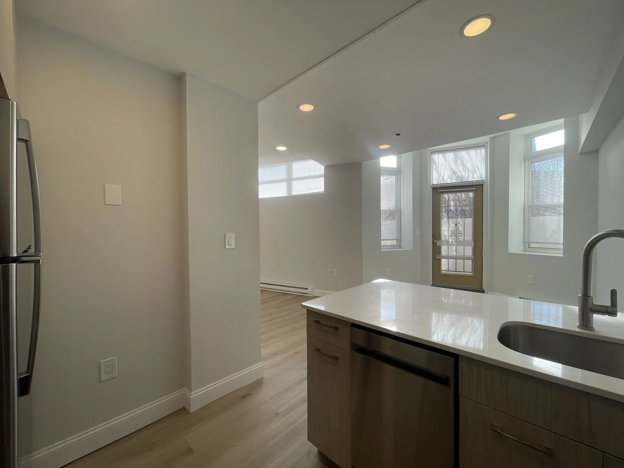 Studio bed, 1 bath apartment for rent at 195 Park Dr Unit D, Fenway — photo 8 of 20