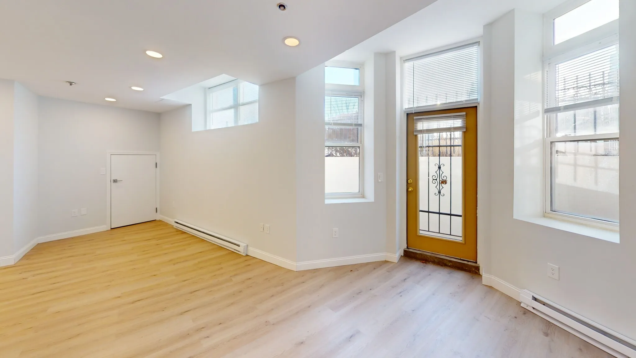 Studio bed, 1 bath apartment for rent at 195 Park Dr Unit D, Fenway — photo 3 of 20