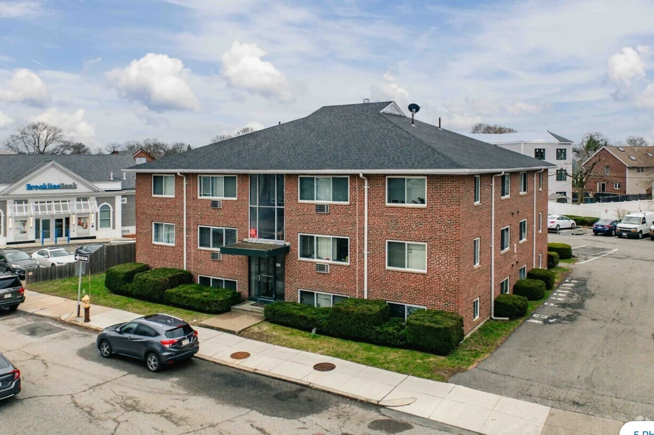 2 bed, 1 bath apartment for rent at 195 Salem St Unit 25, Medford — photo 13 of 17