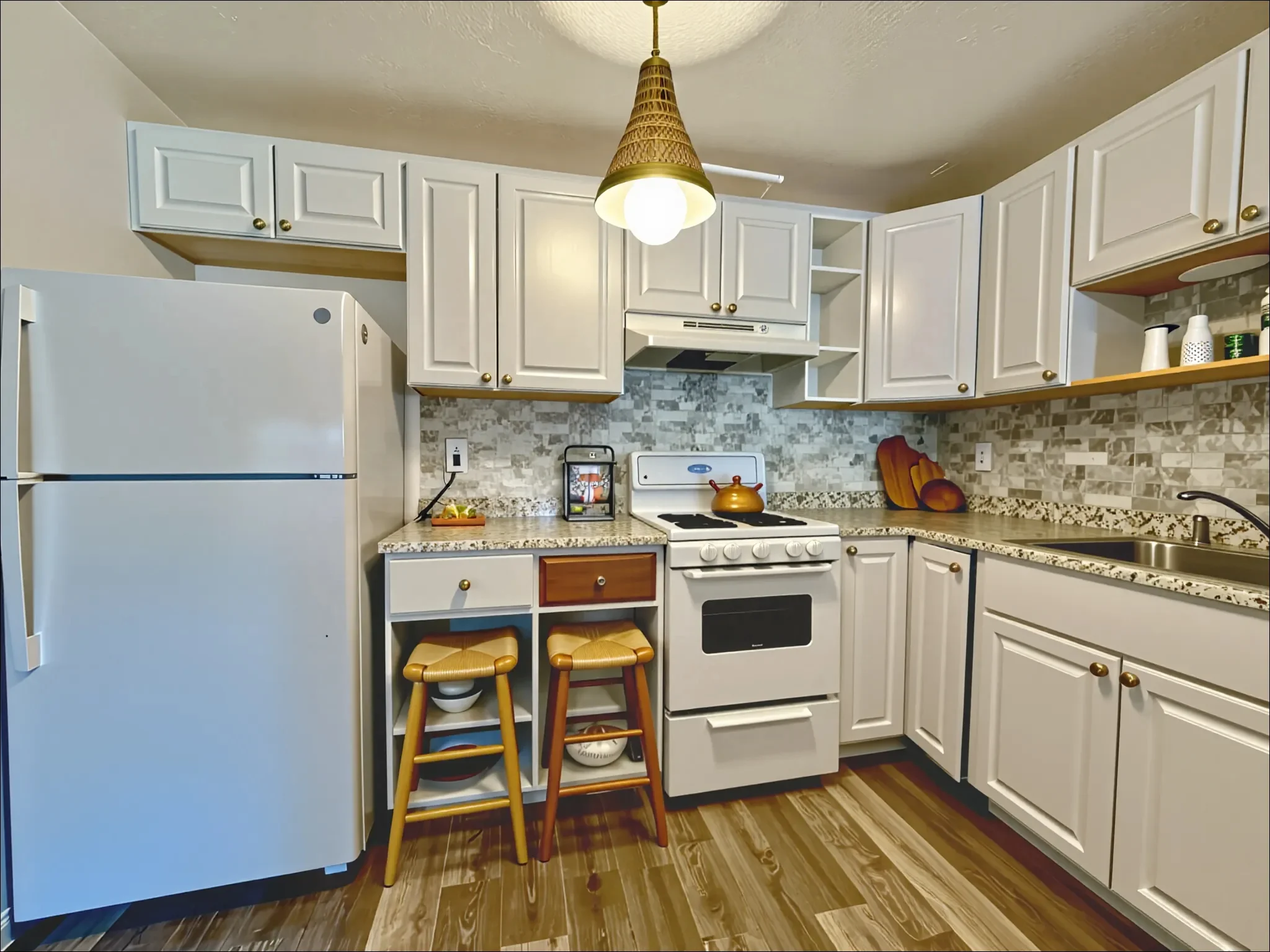 2 bed, 1 bath apartment for rent at 195 Salem St Unit 25, Medford — photo 3 of 17