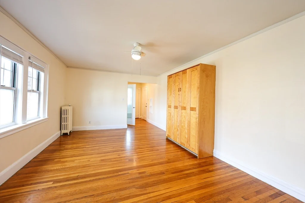 Studio bed, 1 bath apartment for rent at 195 Thomas Burgin Pkwy Unit 407, Quincy — photo 3 of 22
