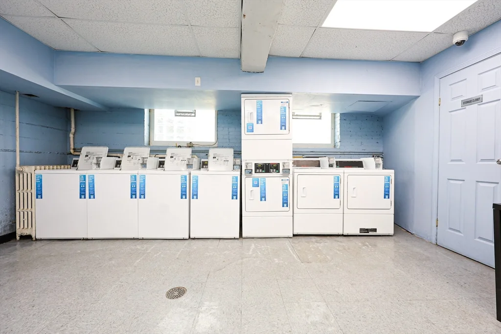 Studio bed, 1 bath apartment for rent at 195 Thomas Burgin Pkwy Unit 407, Quincy — photo 15 of 22