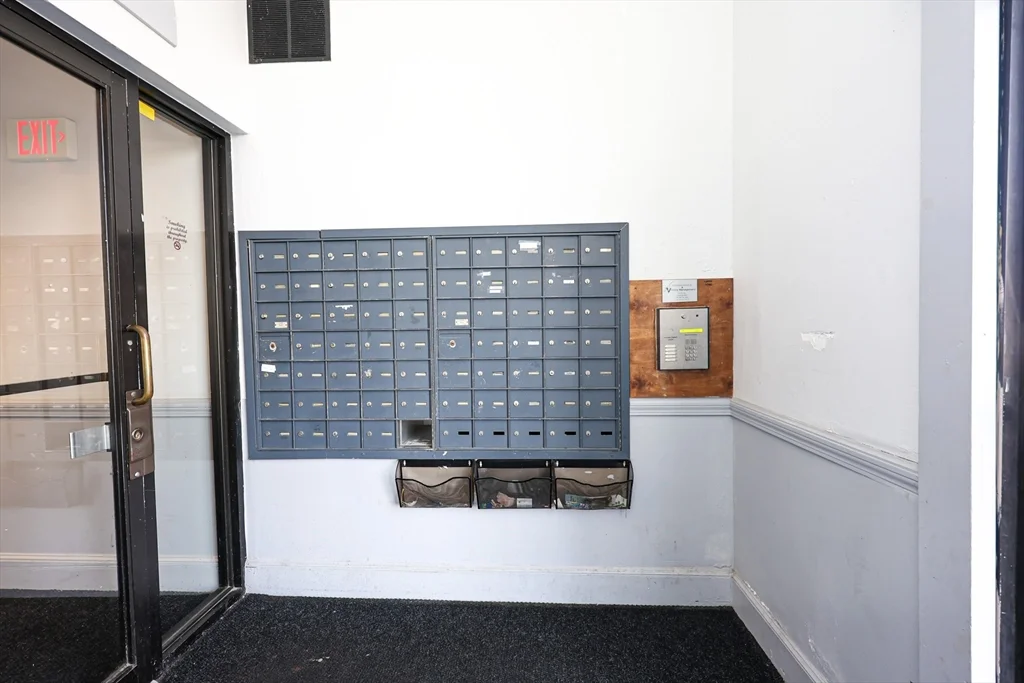 Studio bed, 1 bath apartment for rent at 195 Thomas Burgin Pkwy Unit 407, Quincy — photo 16 of 22