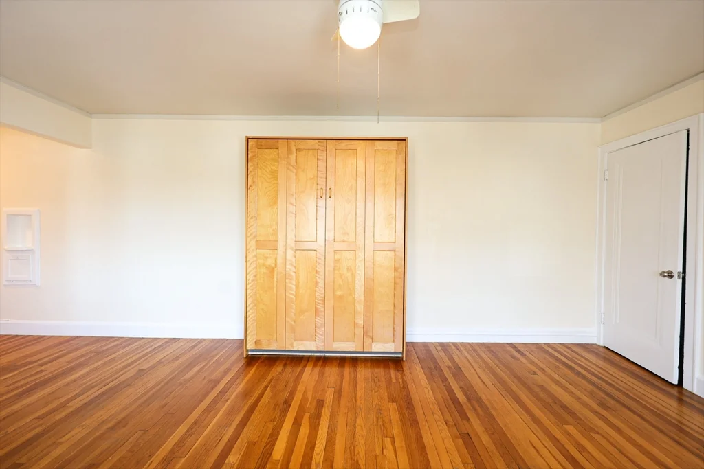 Studio bed, 1 bath apartment for rent at 195 Thomas Burgin Pkwy Unit 407, Quincy — photo 8 of 22