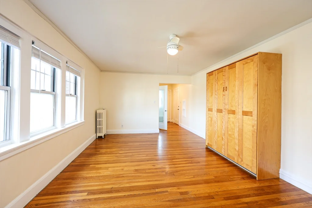 Studio bed, 1 bath apartment for rent at 195 Thomas Burgin Pkwy Unit 407, Quincy — photo 7 of 22