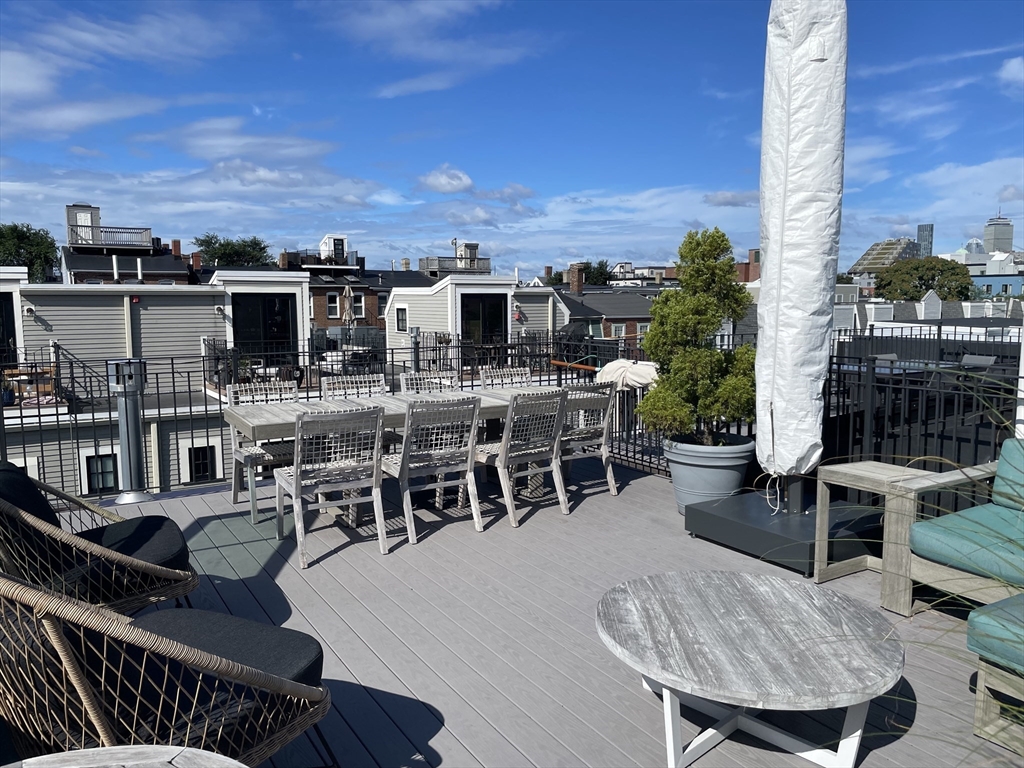 3 bed, 3 bath apartment for rent at 195 2nd St Unit 1, South Boston — photo 12 of 14