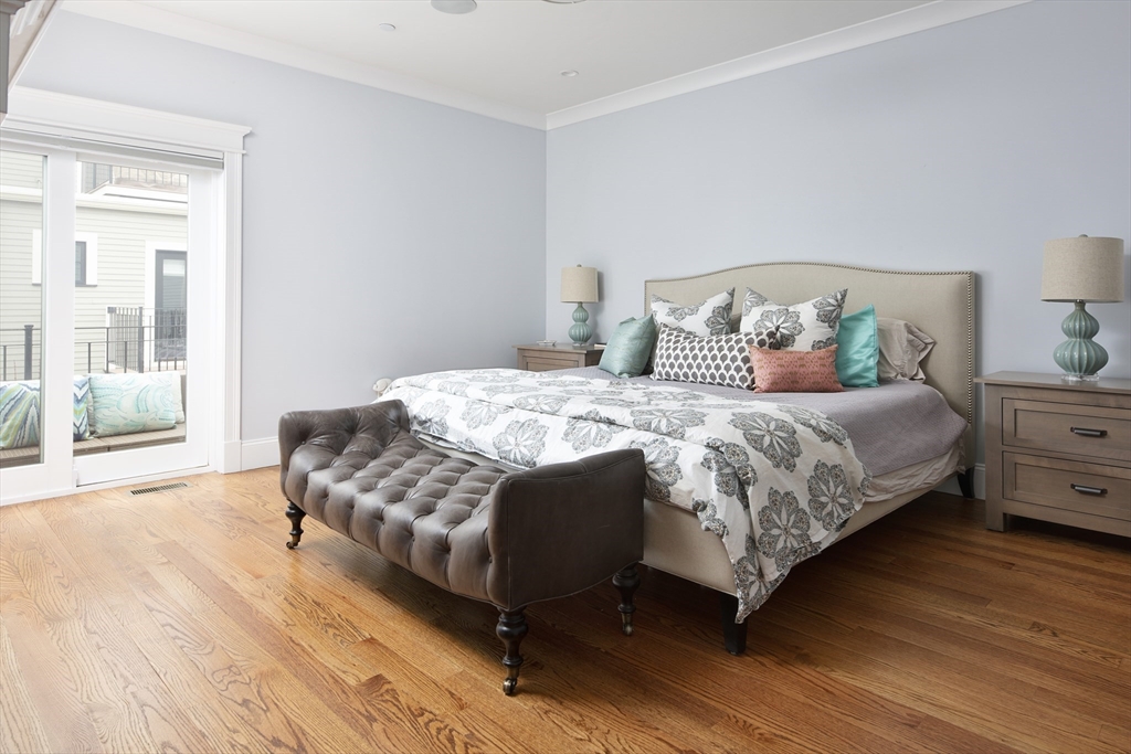 3 bed, 3 bath apartment for rent at 195 2nd St Unit 1, South Boston — photo 5 of 14