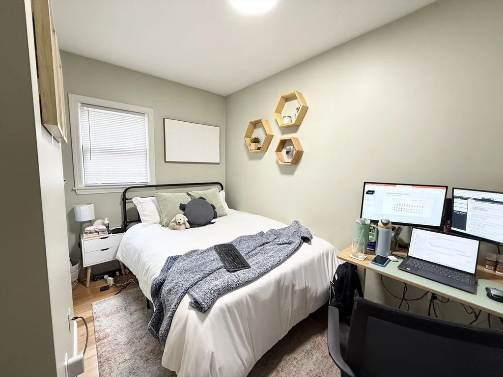 3 bed, 2 bath apartment for rent at 195 W Third Unit 1, South Boston — photo 6 of 13