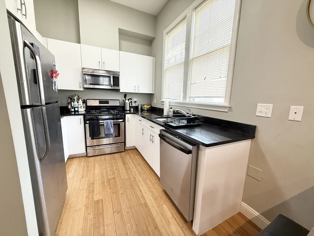 3 bed, 2 bath apartment for rent at 195 W Third Unit 2, South Boston — photo 1 of 11