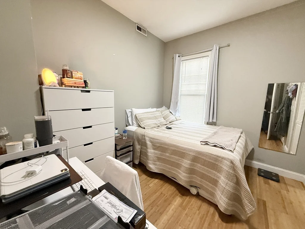3 bed, 2 bath apartment for rent at 195 W Third Unit 2, South Boston — photo 4 of 11