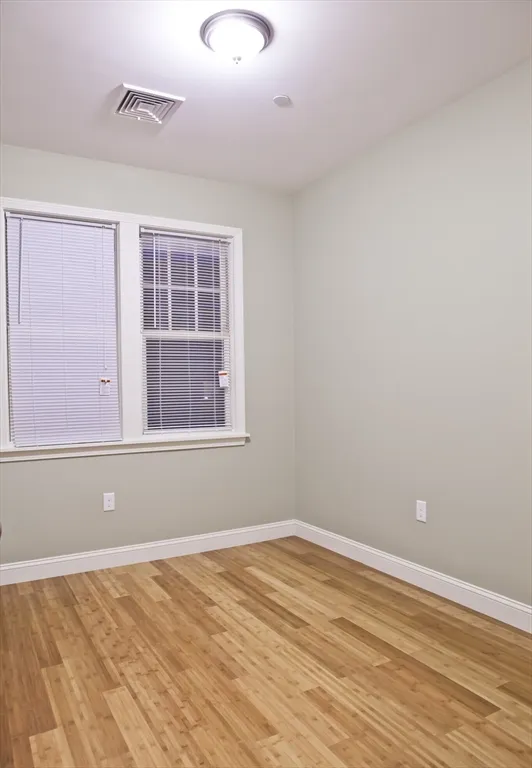 4 bed, 2 bath apartment for rent at 195 W Third Unit 4, South Boston — photo 11 of 16