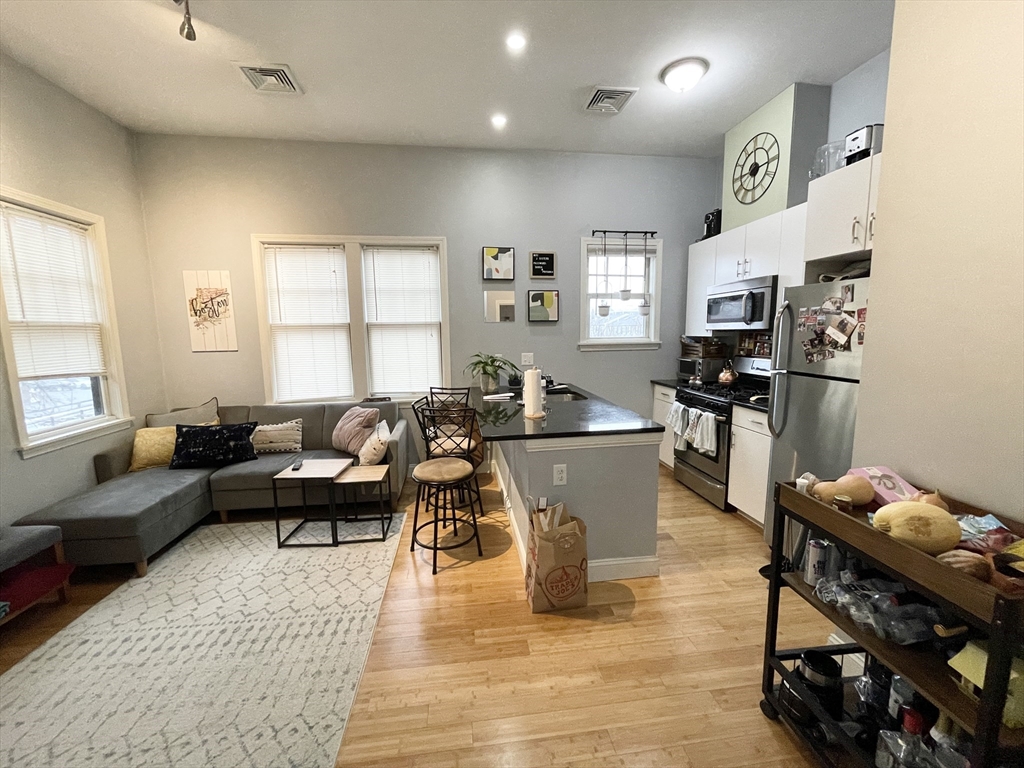 2 bed, 2 bath apartment for rent at 195 W Third Unit 5, South Boston — photo 2 of 7