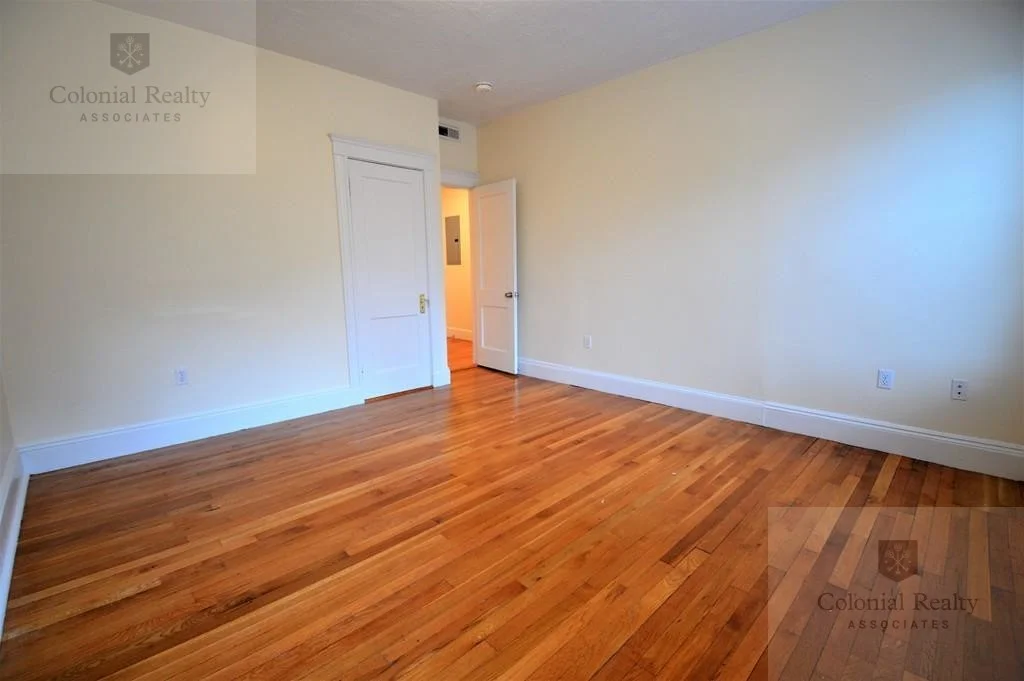 4 bed, 2 bath apartment for rent at 195 Winthrop Rd Unit 9, Aspinwall Hill — photo 13 of 17