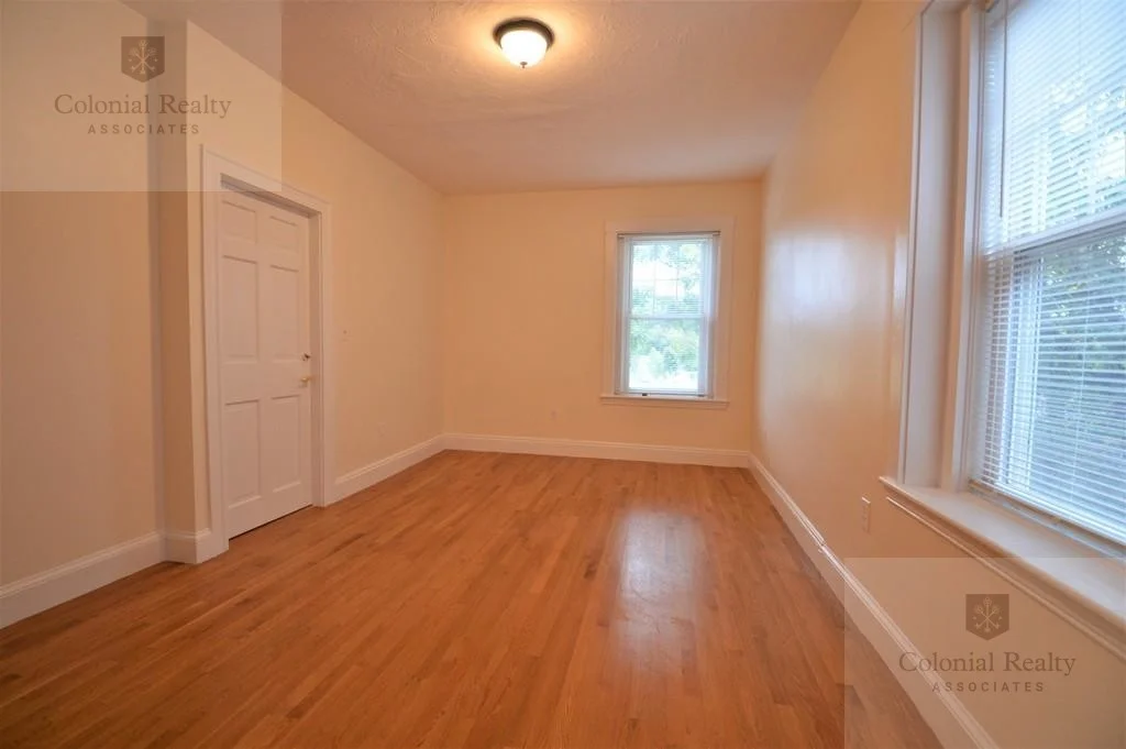 4 bed, 2 bath apartment for rent at 195 Winthrop Rd Unit 9, Aspinwall Hill — photo 10 of 17