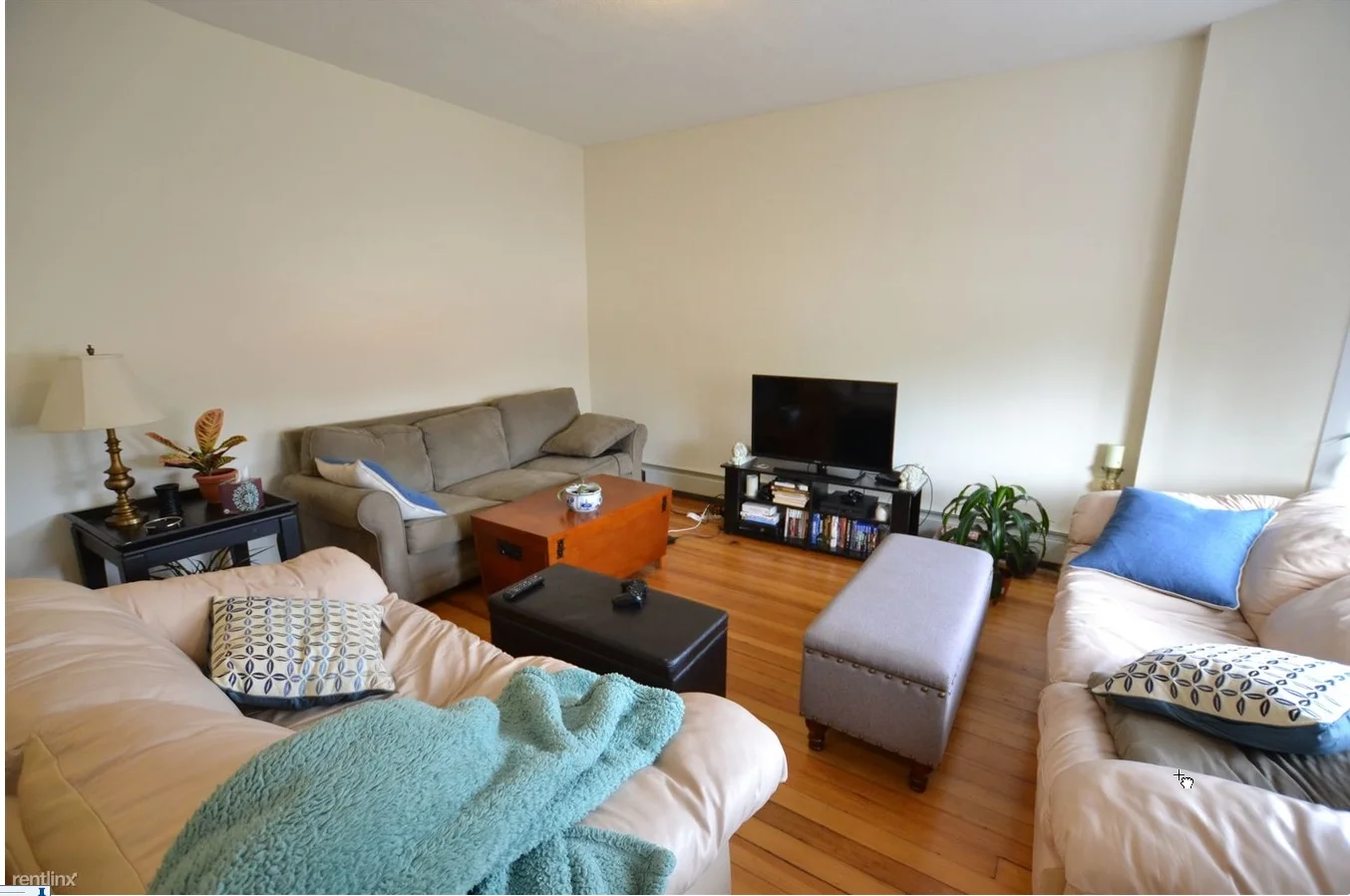 2 bed, 1.5 bath apartment for rent at 1950 Beacon St Unit 1, Brighton — photo 30 of 31