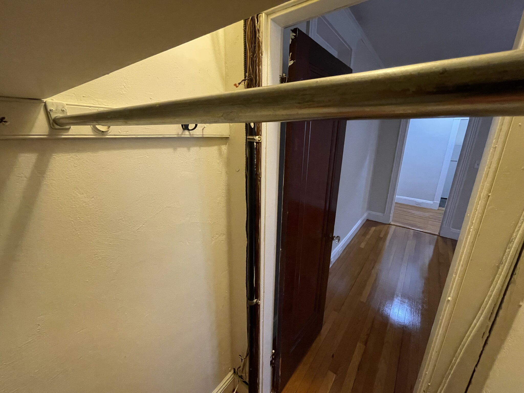 Studio bed, 1 bath apartment for rent at 1950 Commonwealth Ave Unit 24, Brighton — photo 5 of 17