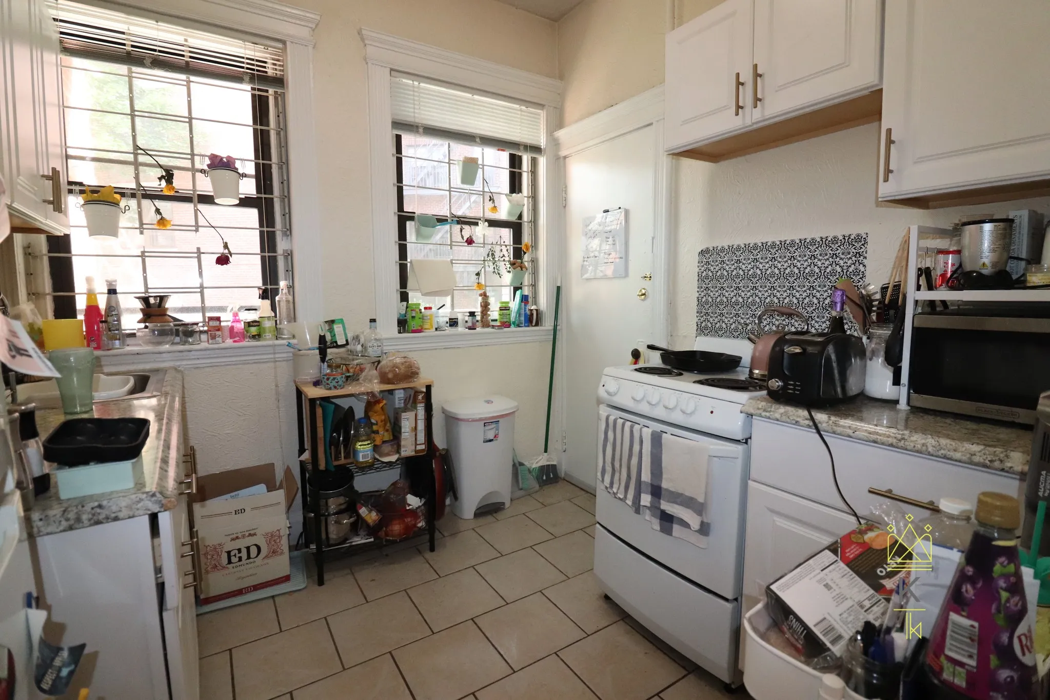 1 bed, 1 bath apartment for rent at 1955 Commonwealth Ave Unit 2, Brighton — photo 5 of 10