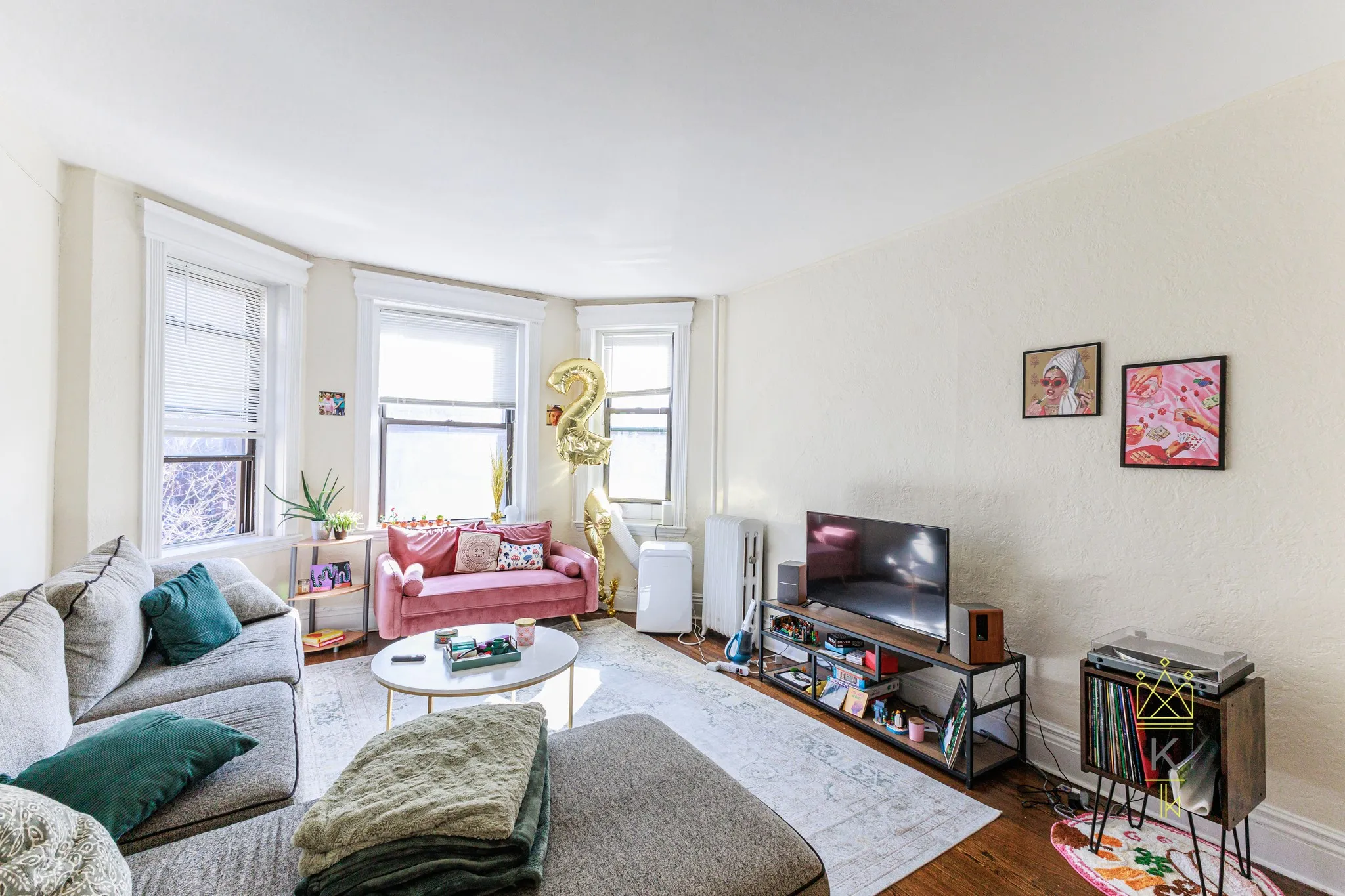3 bed, 1 bath apartment for rent at 1955 Commonwealth Ave Unit 3, Brighton — photo 1 of 14