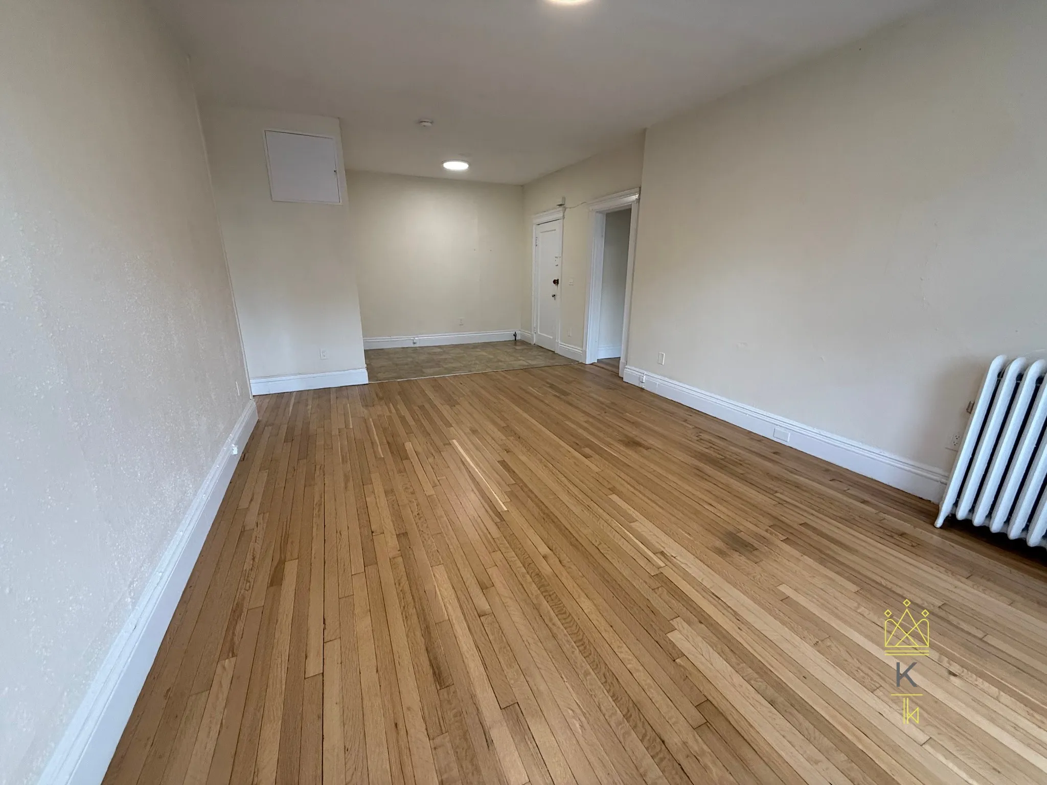 2 bed, 1 bath apartment for rent at 1957 Commonwealth Ave Unit 3, Brighton — photo 3 of 12