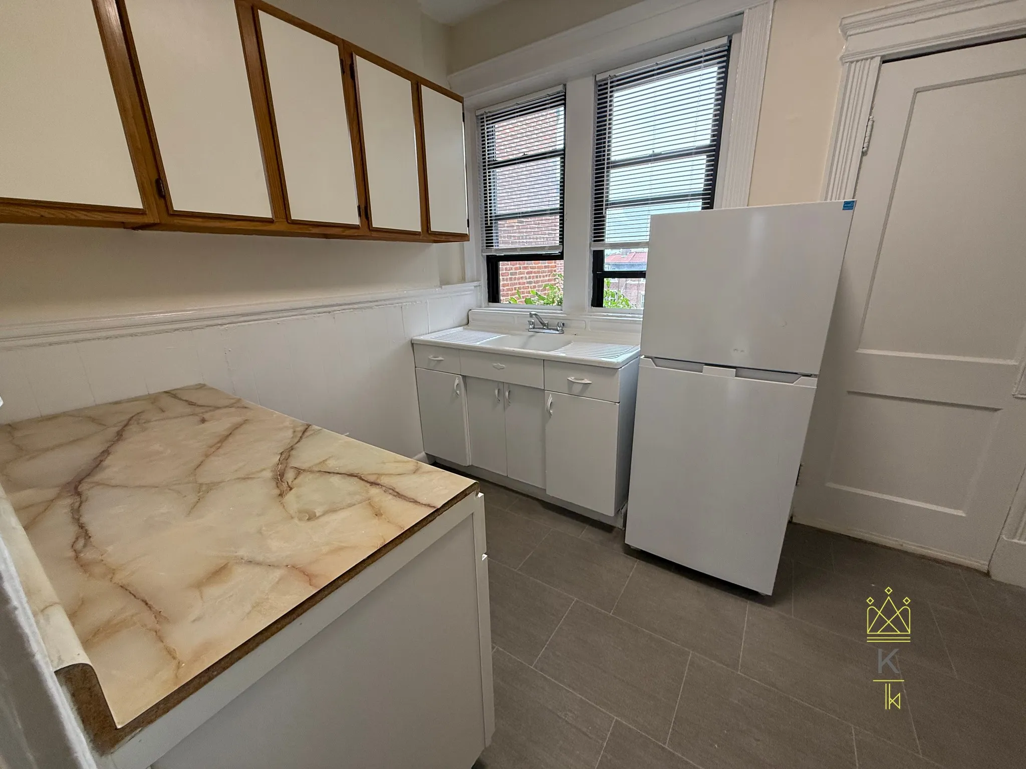 2 bed, 1 bath apartment for rent at 1957 Commonwealth Ave Unit 3, Brighton — photo 7 of 12