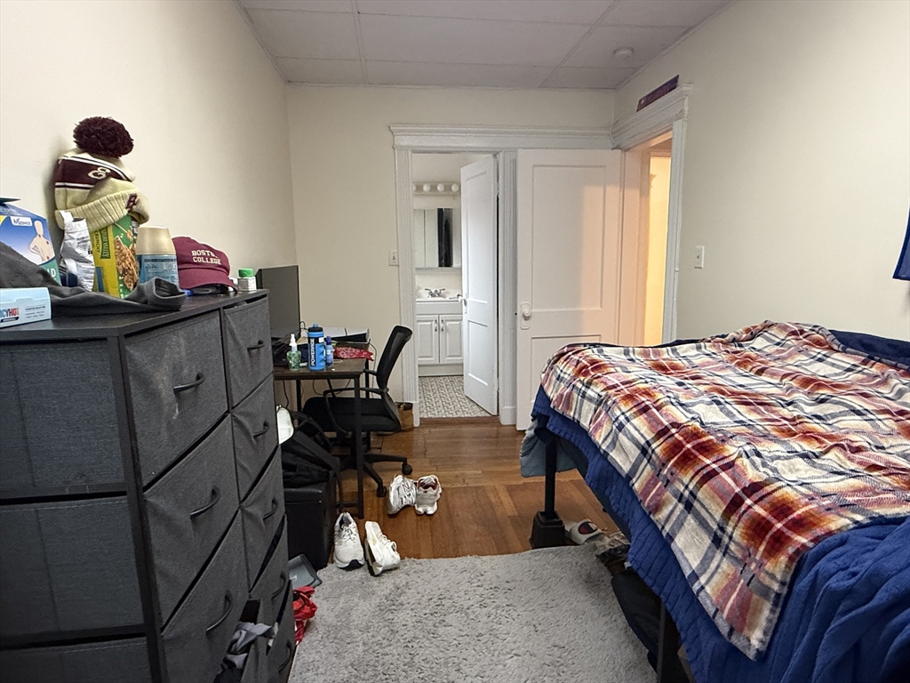 2 bed, 1 bath apartment for rent at 1957 Commonwealth Ave Unit 6, Brighton — photo 8 of 13