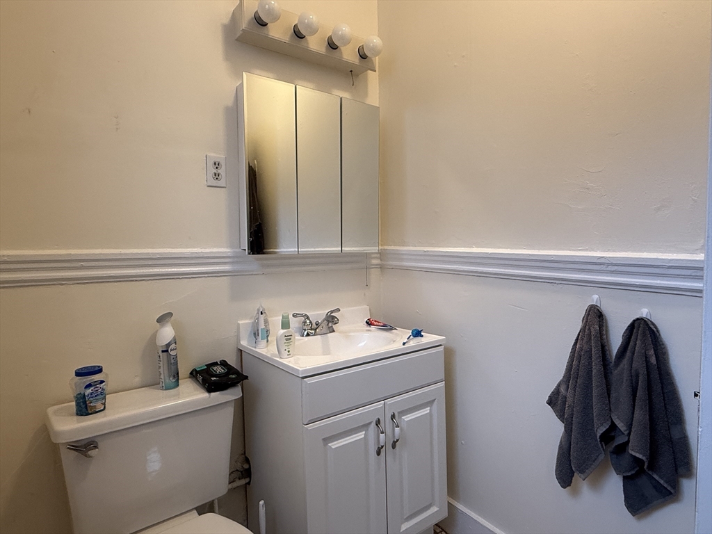 2 bed, 1 bath apartment for rent at 1957 Commonwealth Ave Unit 6, Brighton — photo 10 of 13