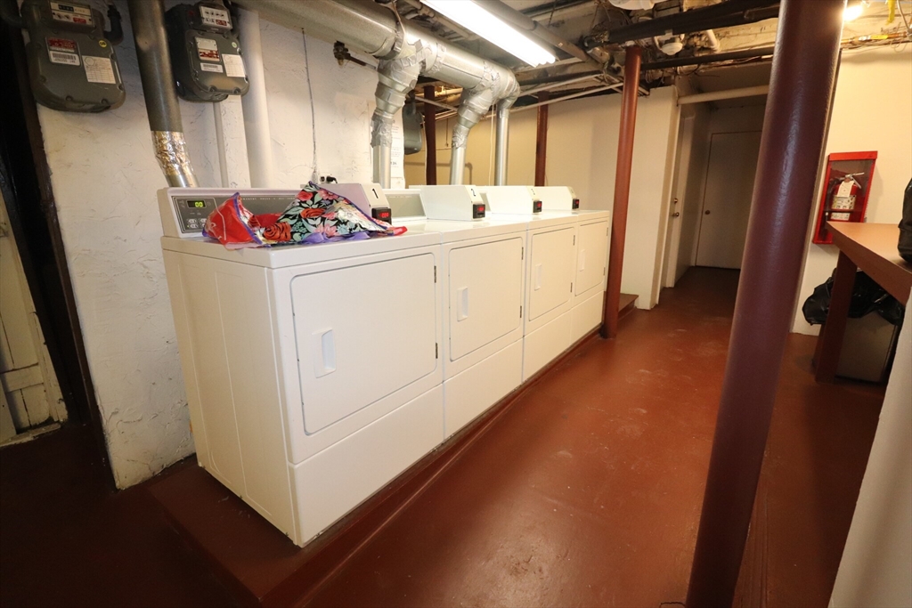 2 bed, 1 bath apartment for rent at 1957 Commonwealth Ave Unit 6, Brighton — photo 13 of 13