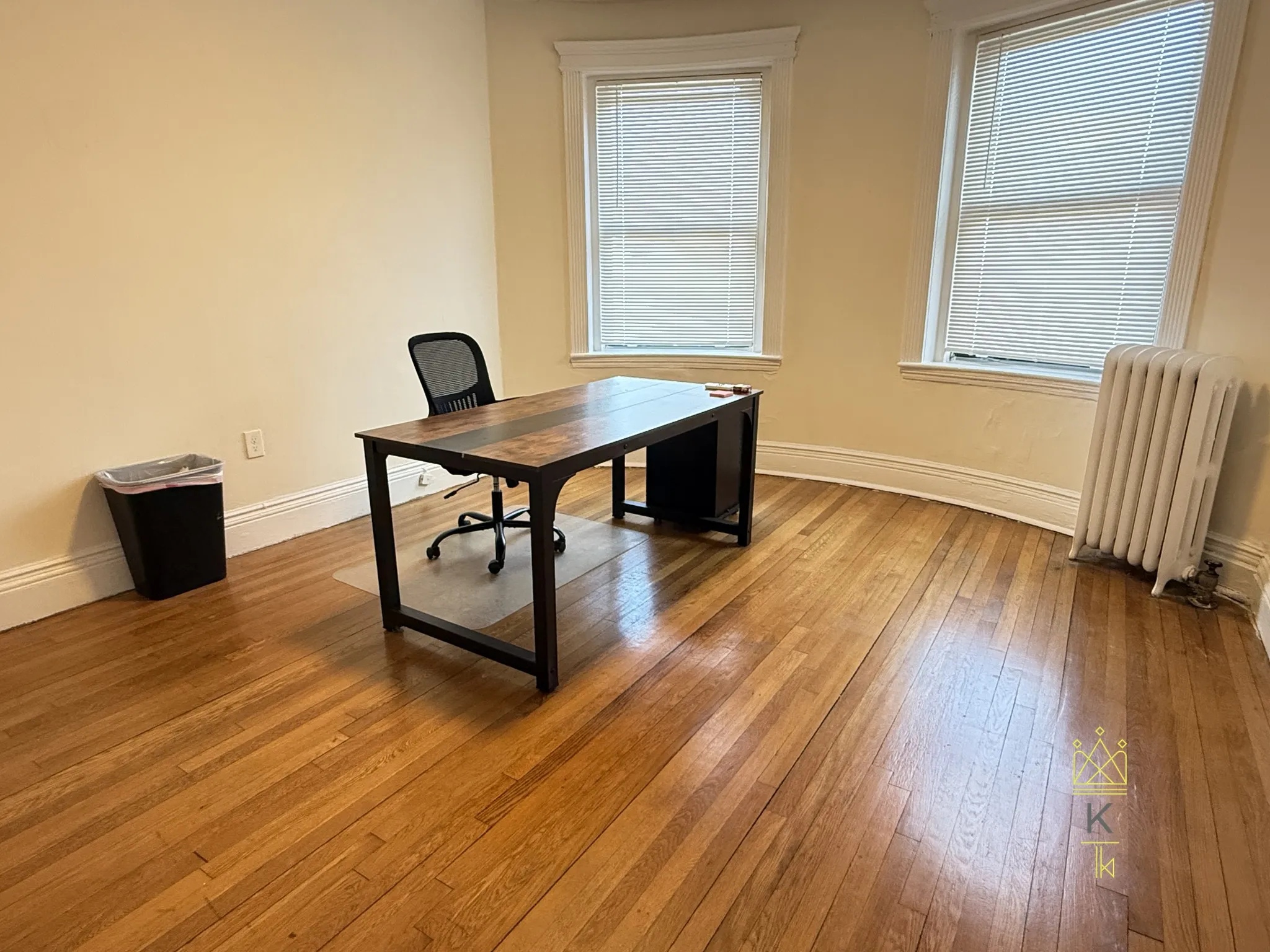 2.5 bed, 1 bath apartment for rent at 1959 Commonwealth Ave Unit 06, Brighton — photo 5 of 11