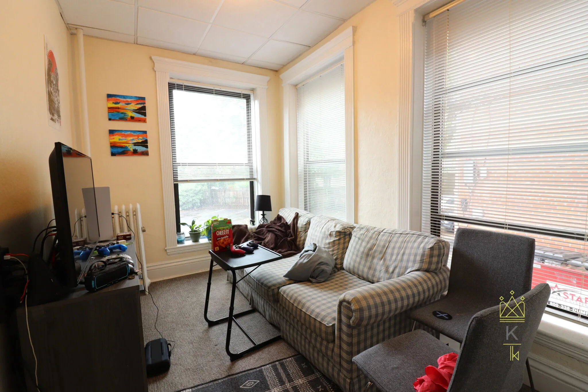 2.5 bed, 1 bath apartment for rent at 1959 Commonwealth Ave Unit 2, Brighton — photo 11 of 34