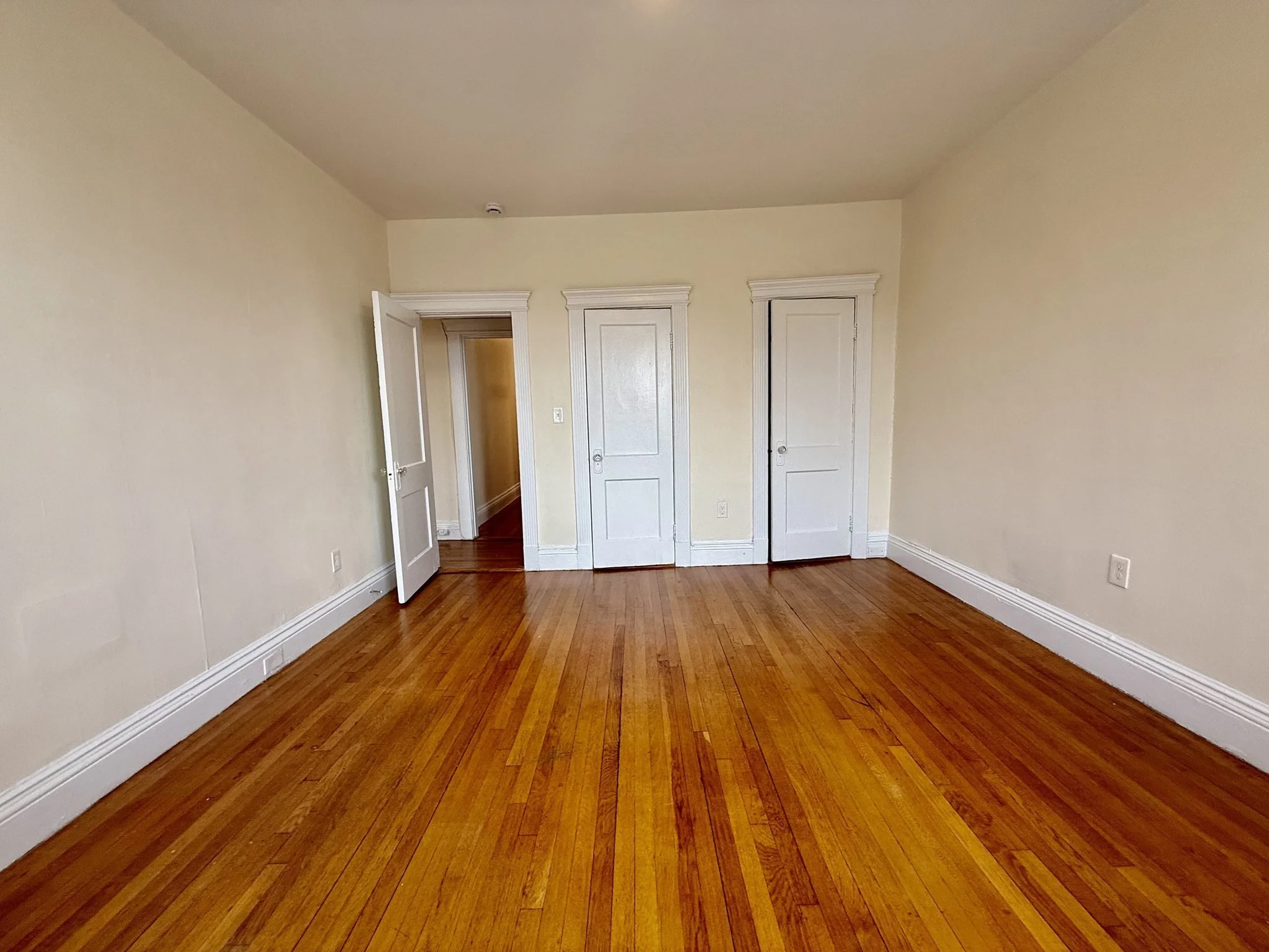 3 bed, 1 bath apartment for rent at 1959 Commonwealth Ave Unit 6, Brighton — photo 8 of 12