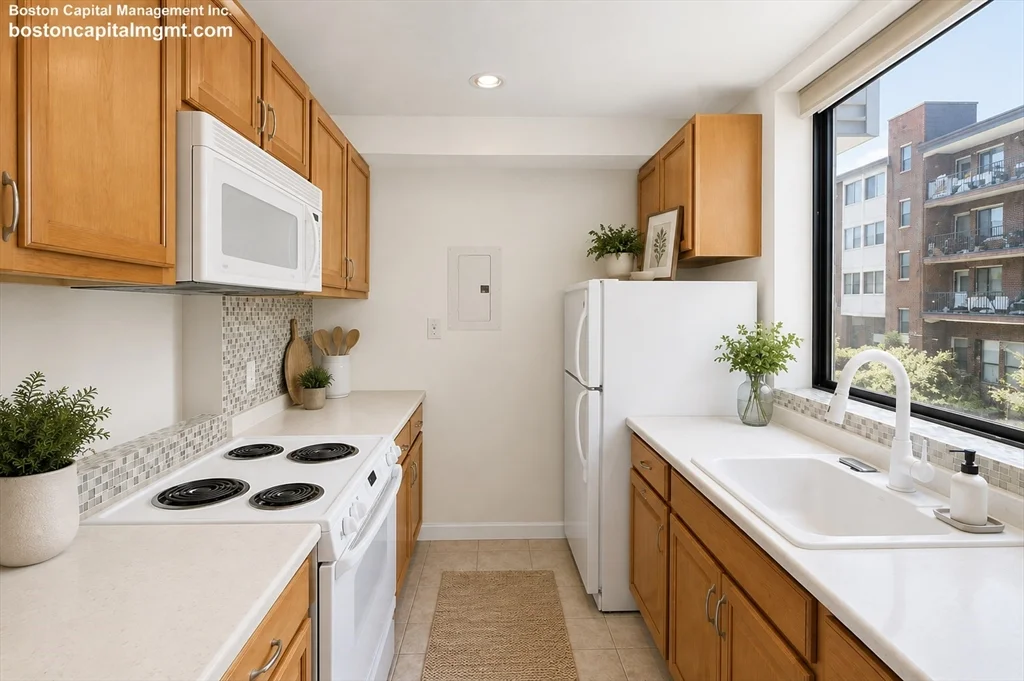 2 bed, 1 bath apartment for rent at 196 Allston St Unit 2, Brighton — photo 5 of 8