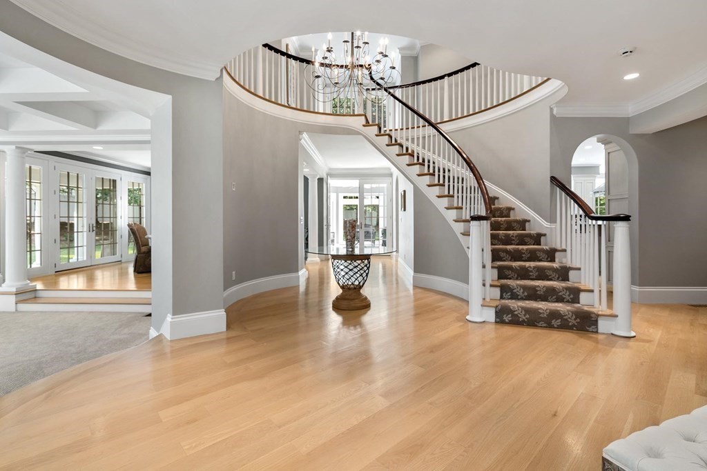 4 bed, 4+ bath apartment for rent at 196 Bridle Trail Rd, Needham — photo 2 of 16