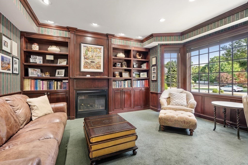 4 bed, 4+ bath apartment for rent at 196 Bridle Trail Rd, Needham — photo 10 of 16