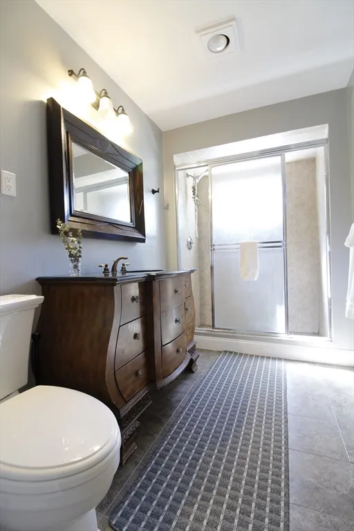 3 bed, 2.5 bath apartment for rent at 196 Dorchester St Unit 196, South Boston — photo 12 of 16